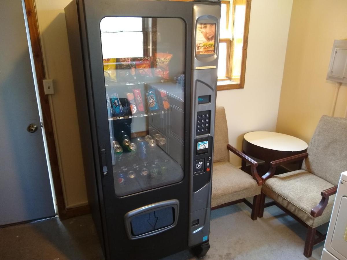 Townhouse Motel Lusk Εξωτερικό φωτογραφία